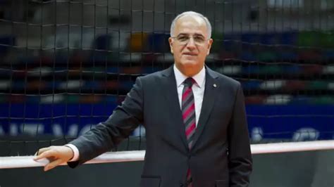 Üstündağ''dan Avrupa Şampiyonası müjdesi ve Filenin Efeleri açıklaması